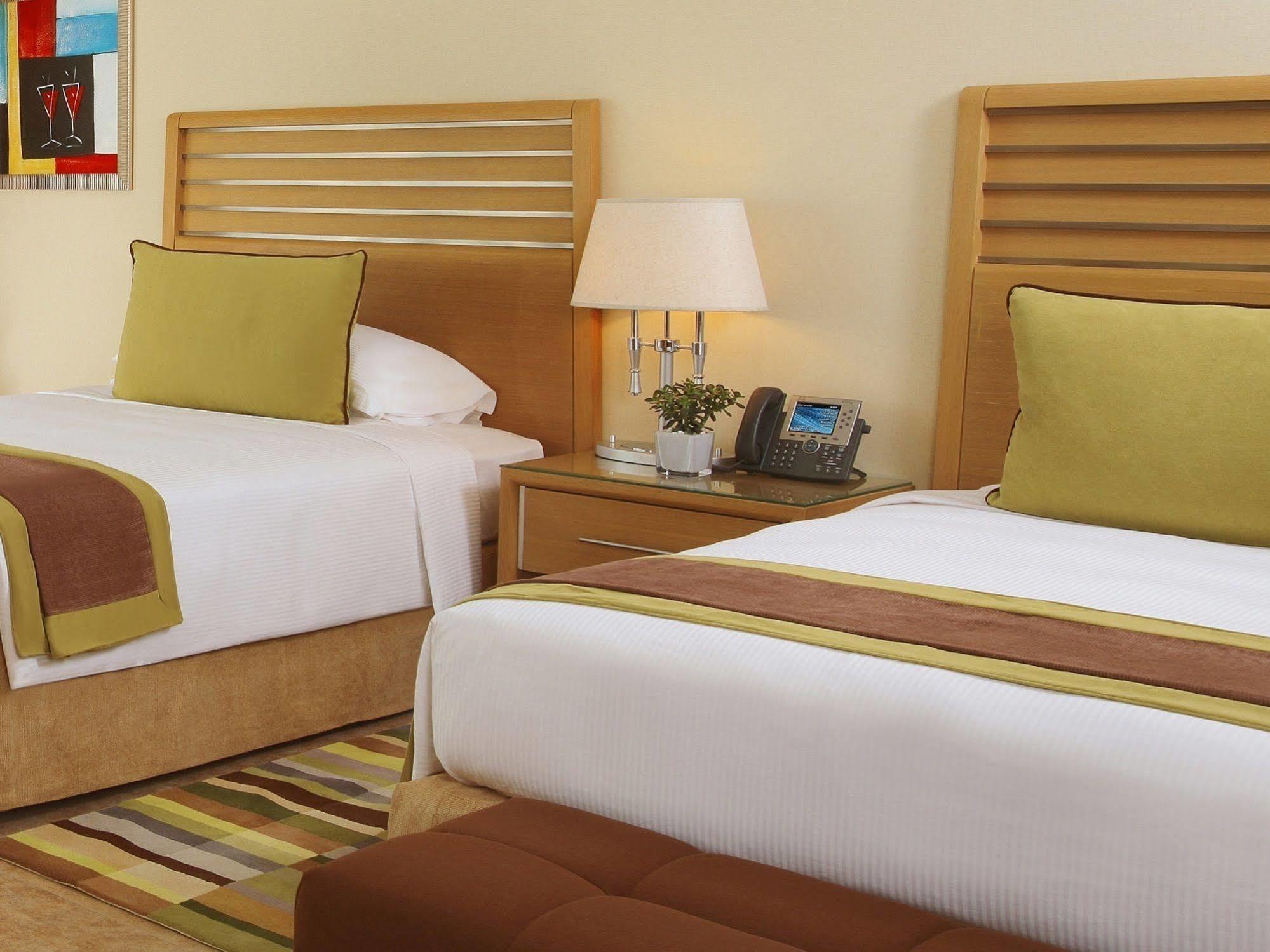 Nour Arjaan By Rotana-Fujairah Hotel Exterior photo